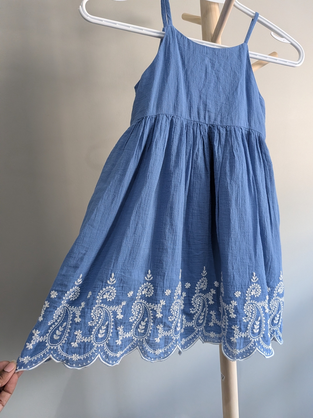 NWT Ralph Lauren Girl Blue dress w/ White Scalloped,Embroidered Hem 100% Cotton